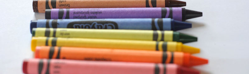 different coloured crayons